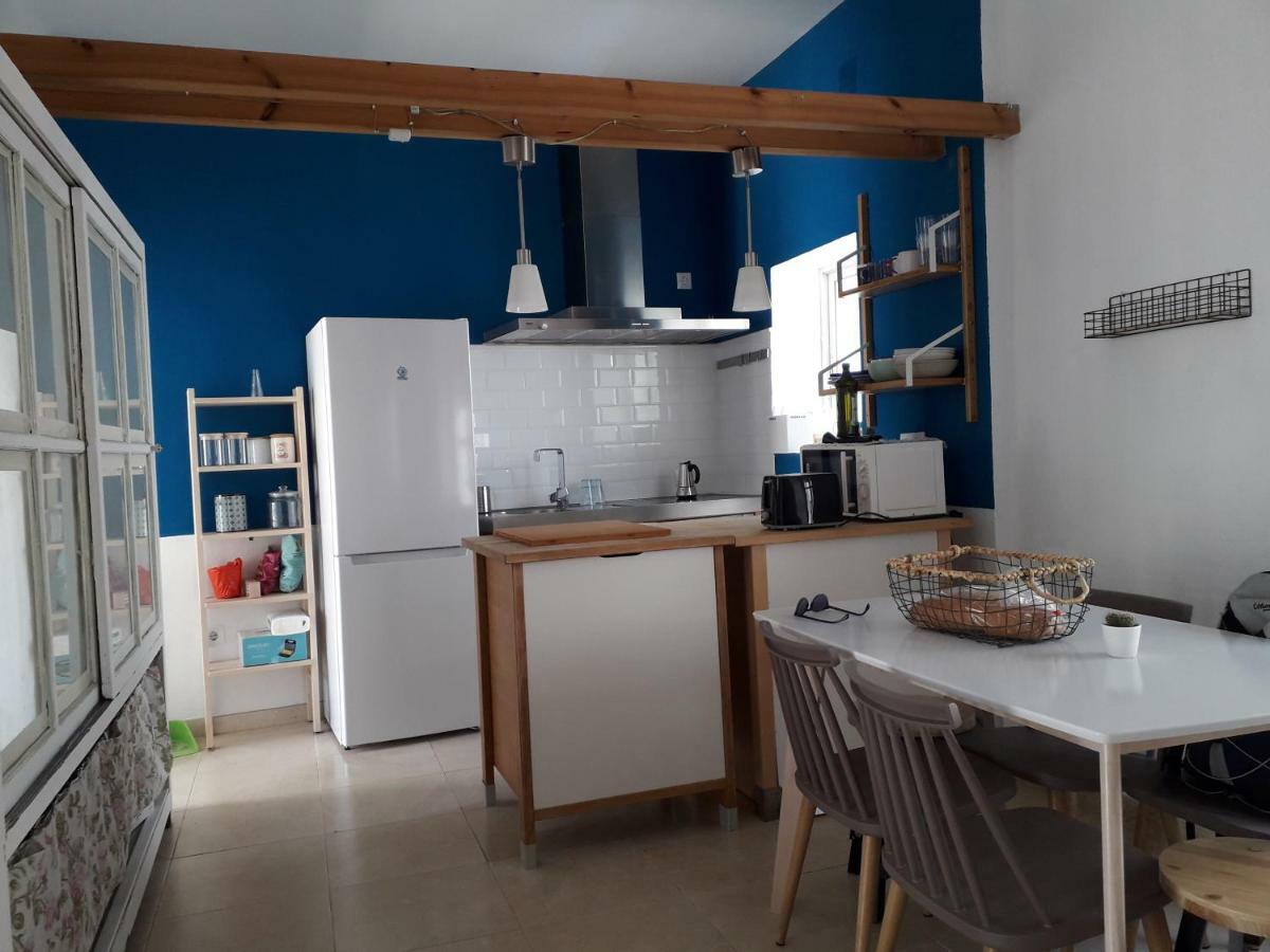 La Tia Vinagre Apartment Vejer de la Frontera Luaran gambar